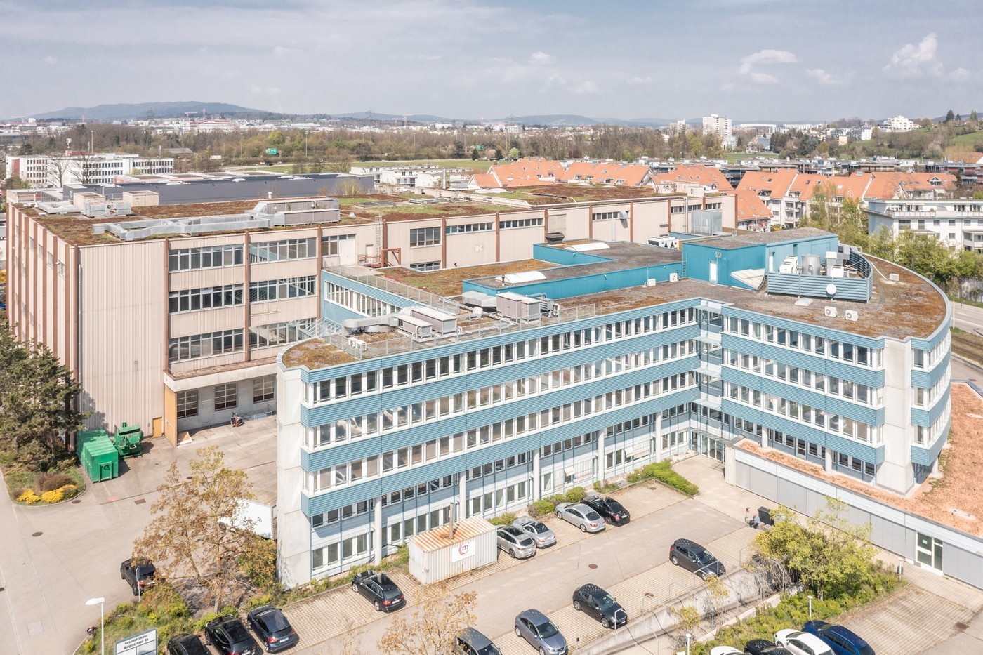 334m² office