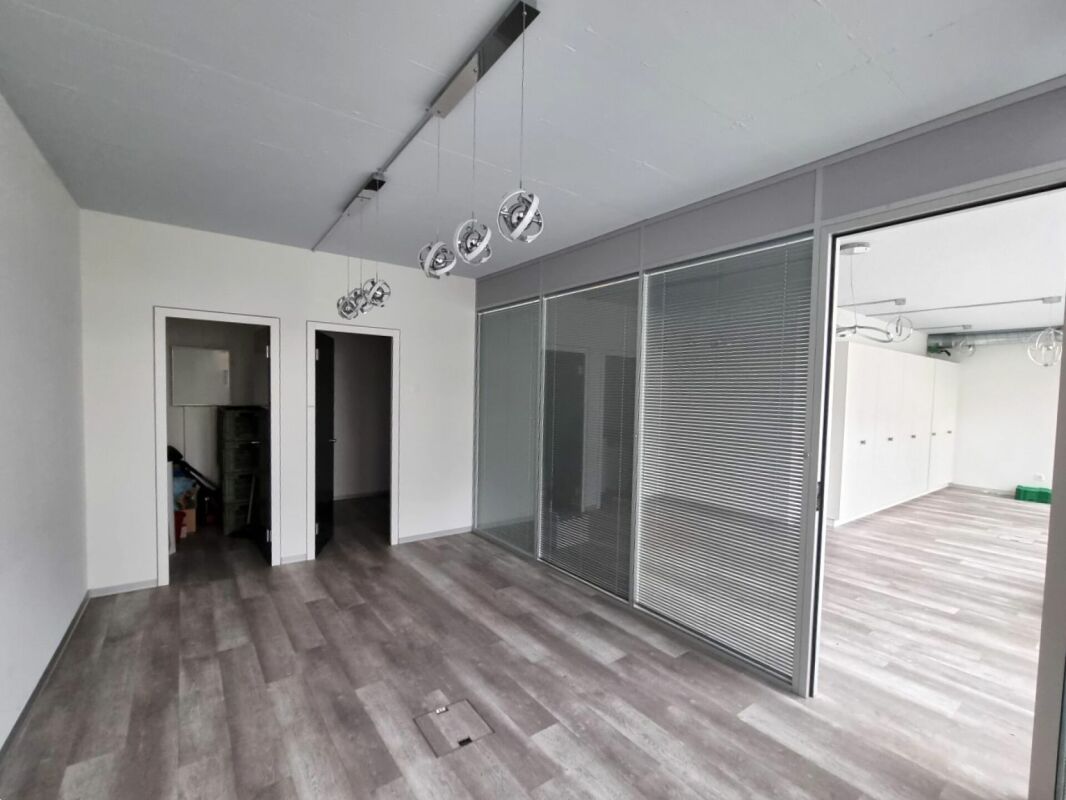 72m² commerciale