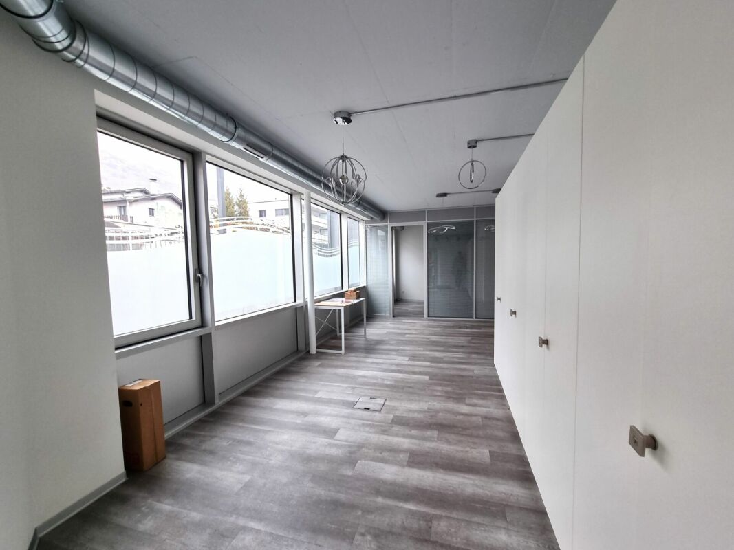 72m² commerciale