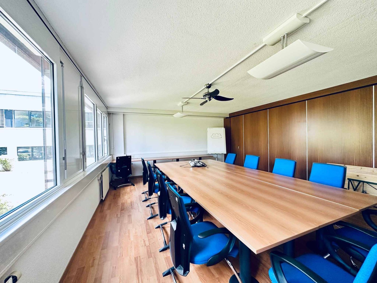 370m² Büro, Foto 4 von 4