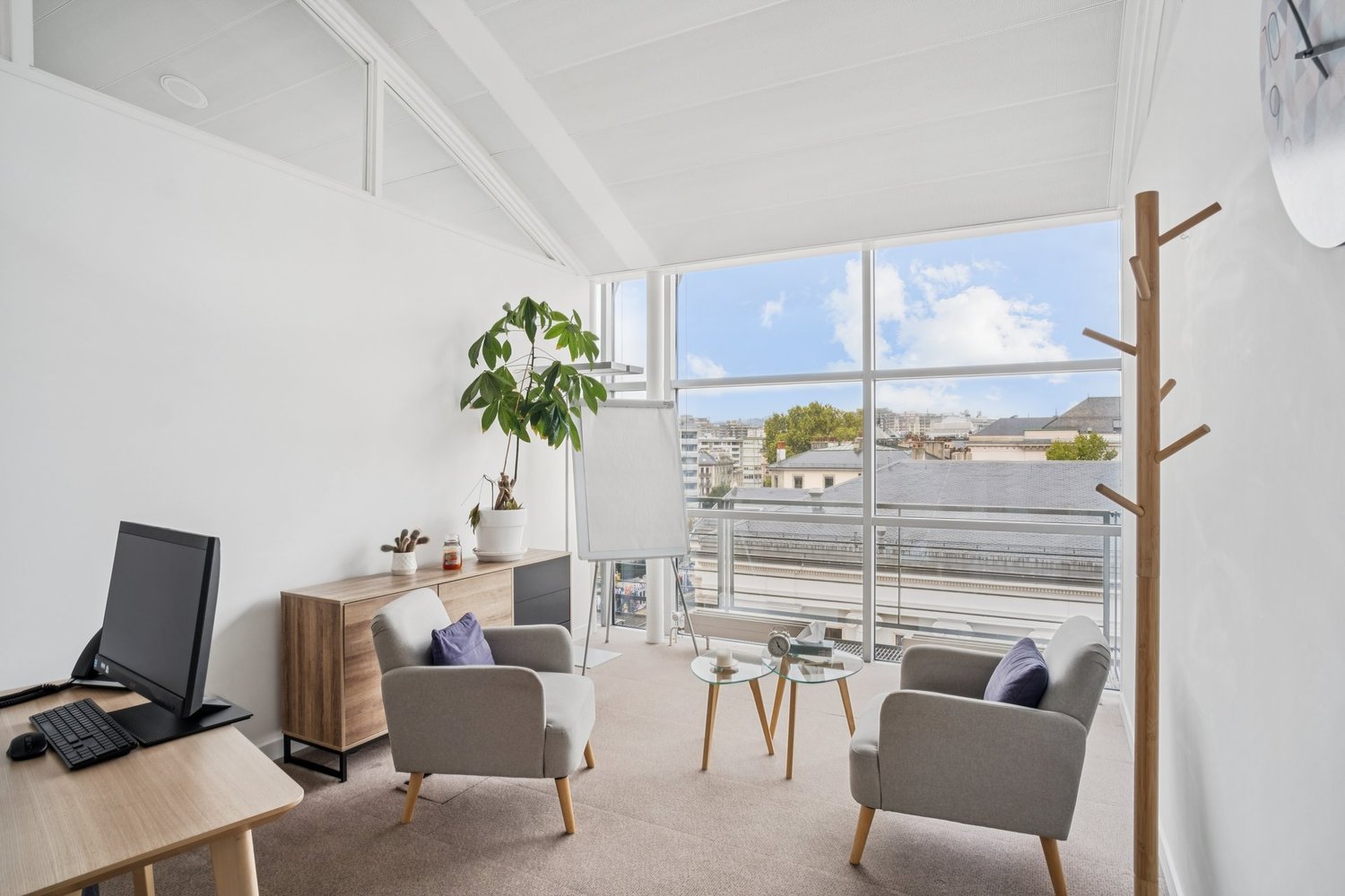 640m² Büro, Foto 3 von 9