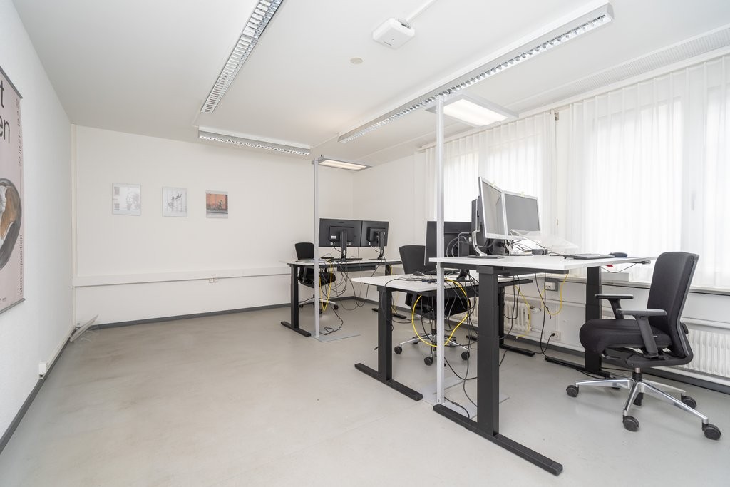 356m² office