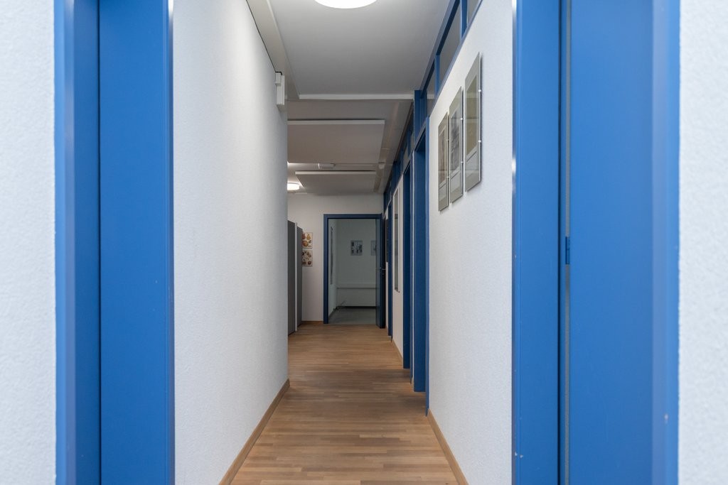 356m² office