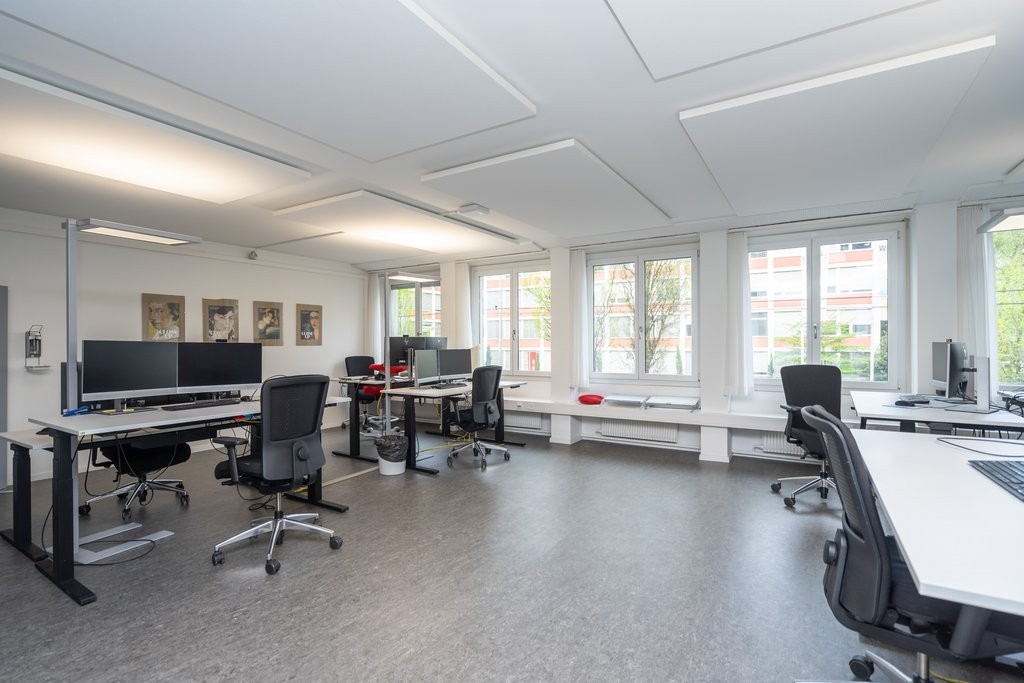 356m² office