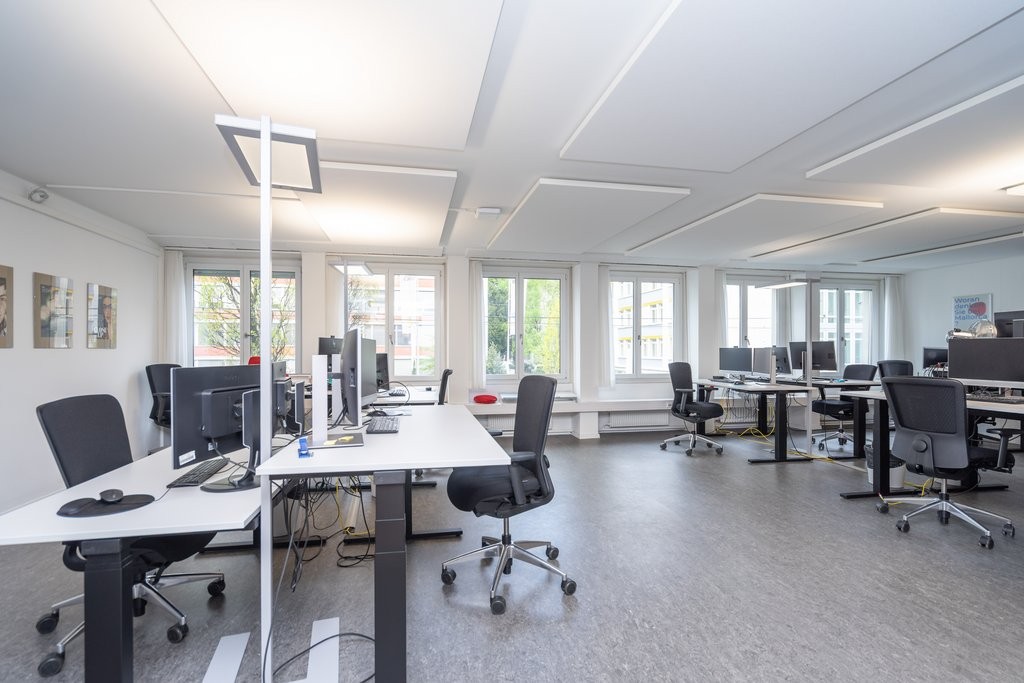 356m² office