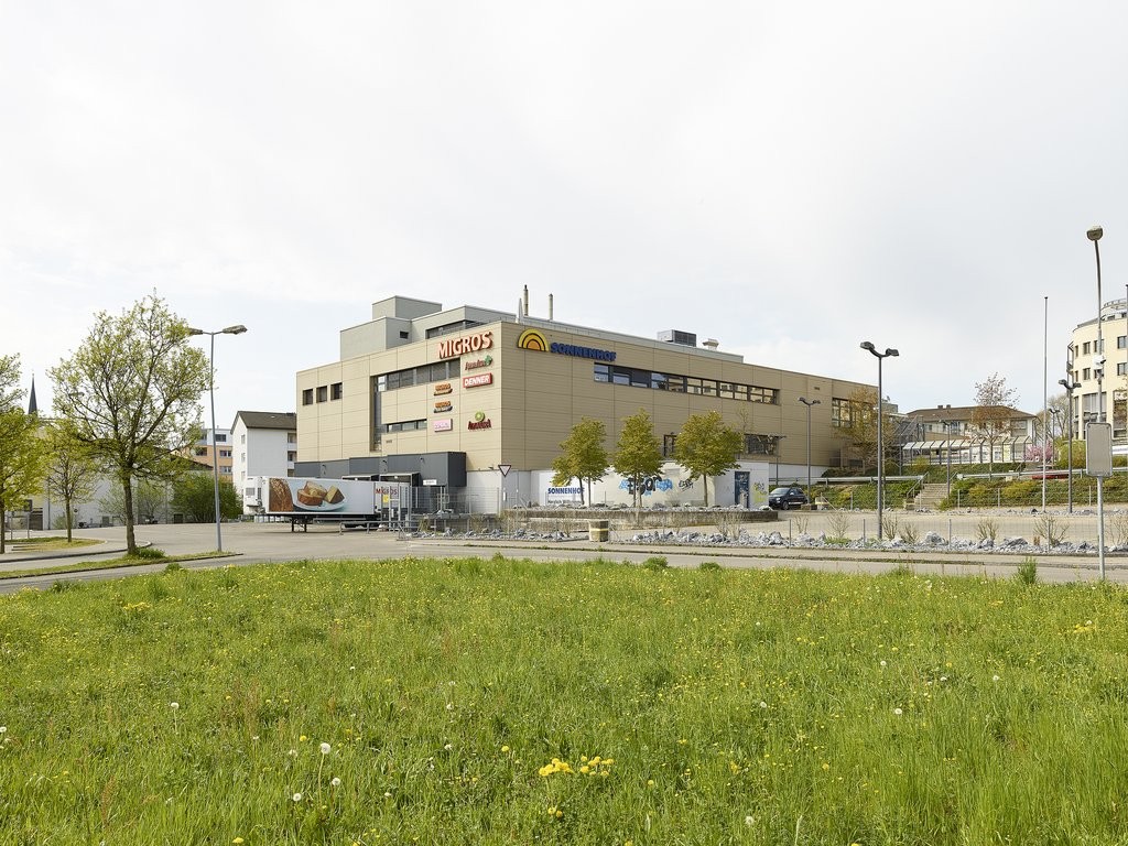 Magasin de 371m²