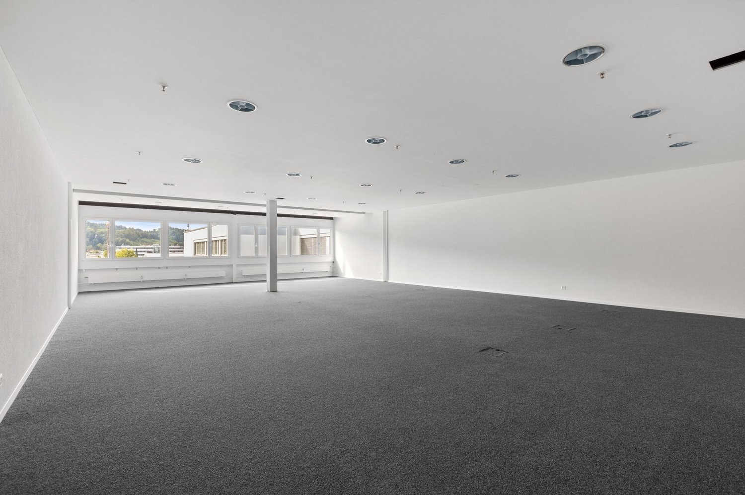13270m² office