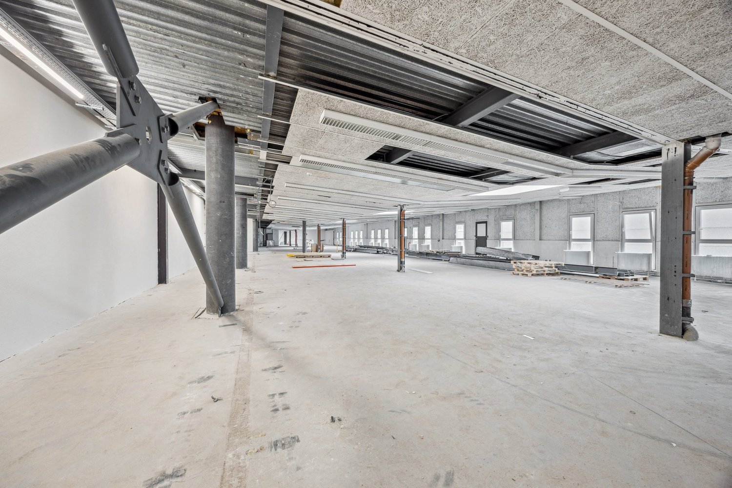 1000m² commercial