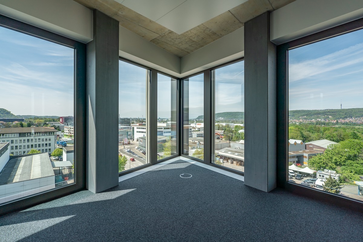 256m² office