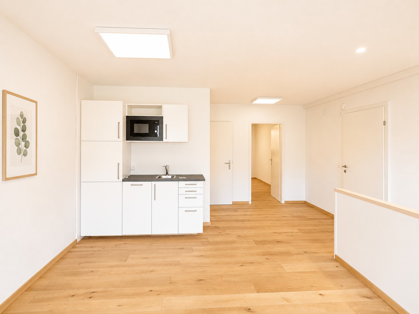 160m² shop