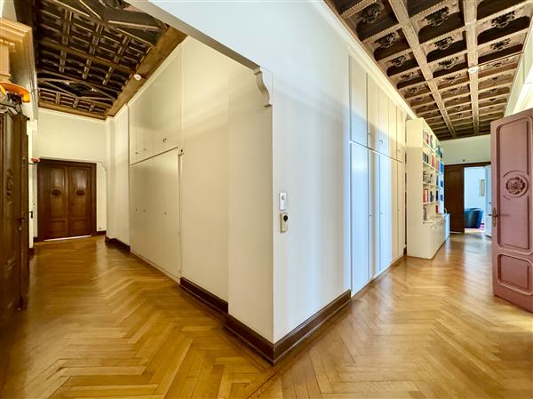 Office, foto 4 di 10