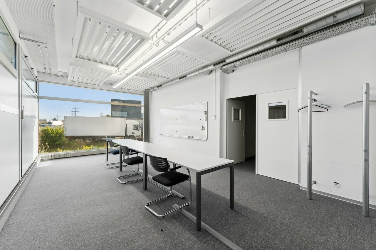 530m² office, Foto 1 von 10