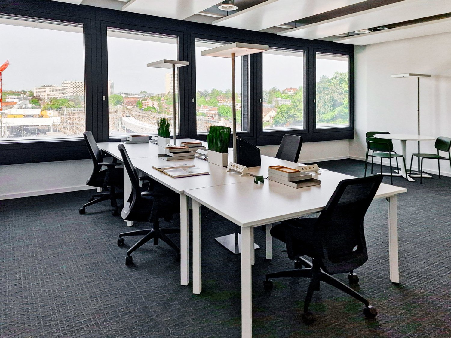220m² office, photo 7 of 10