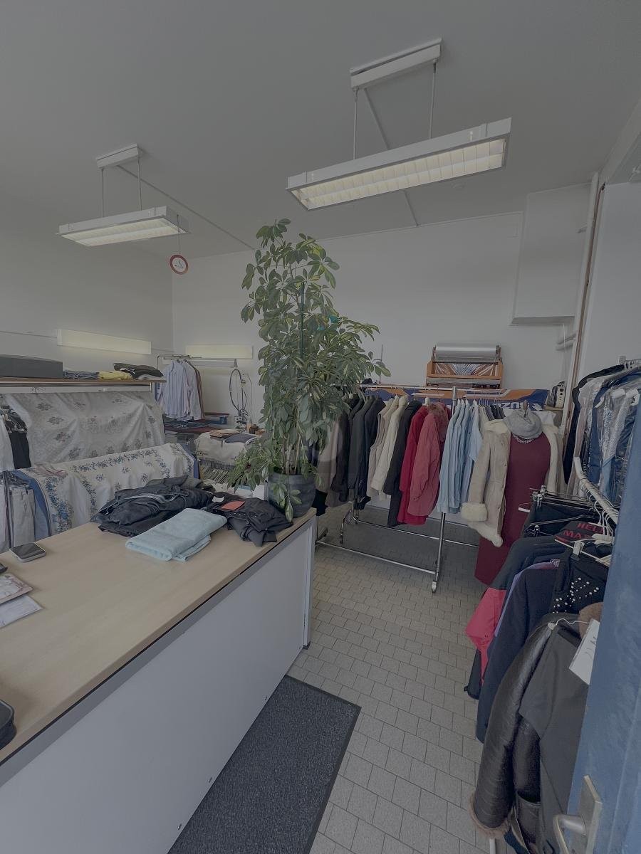 Magasin de 50m², photo 1 sur 4