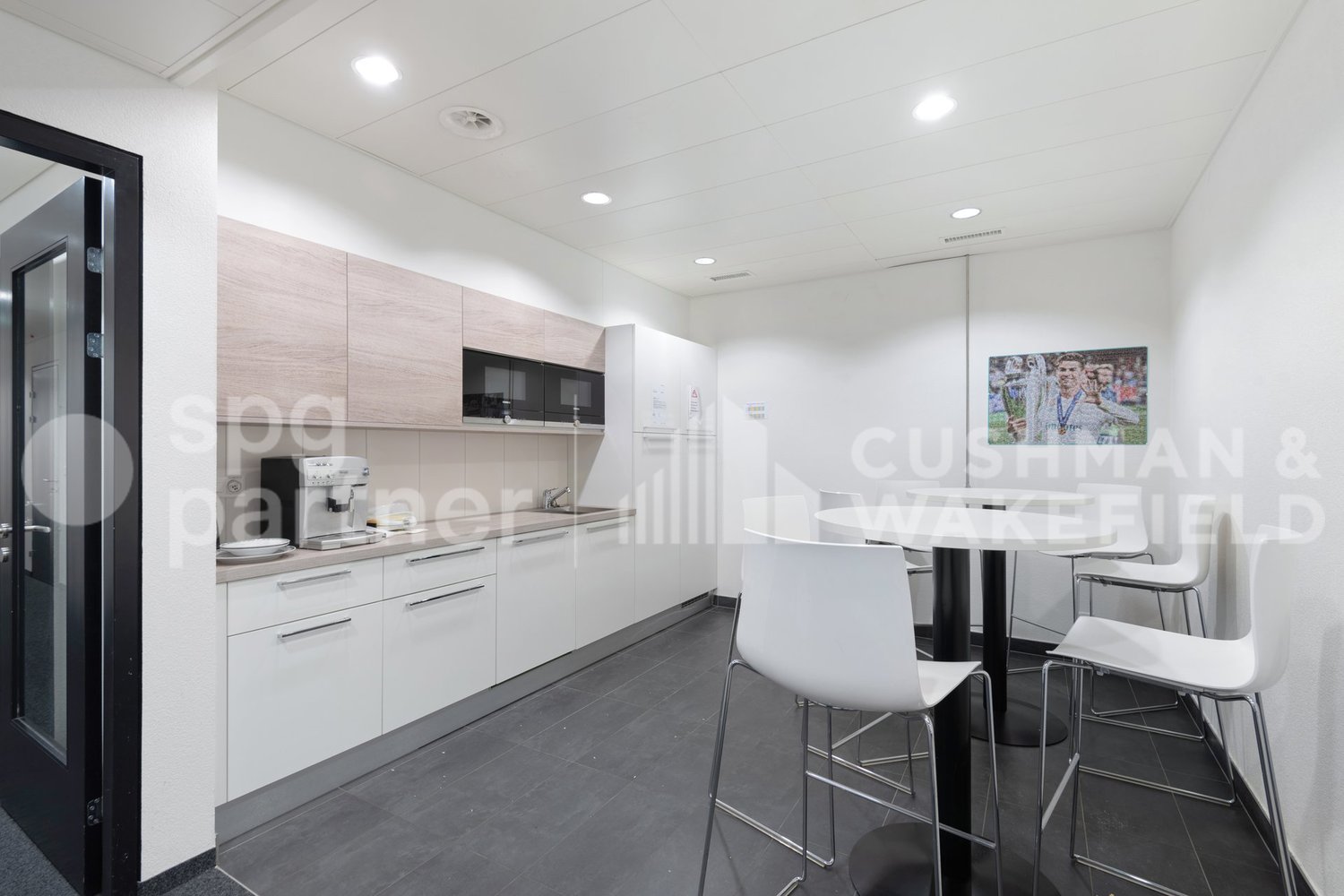 300m² Büro