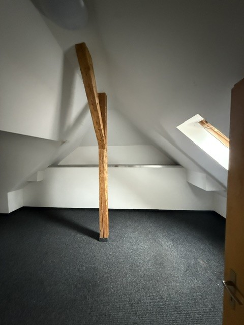 Commercial, Foto 2 von 9