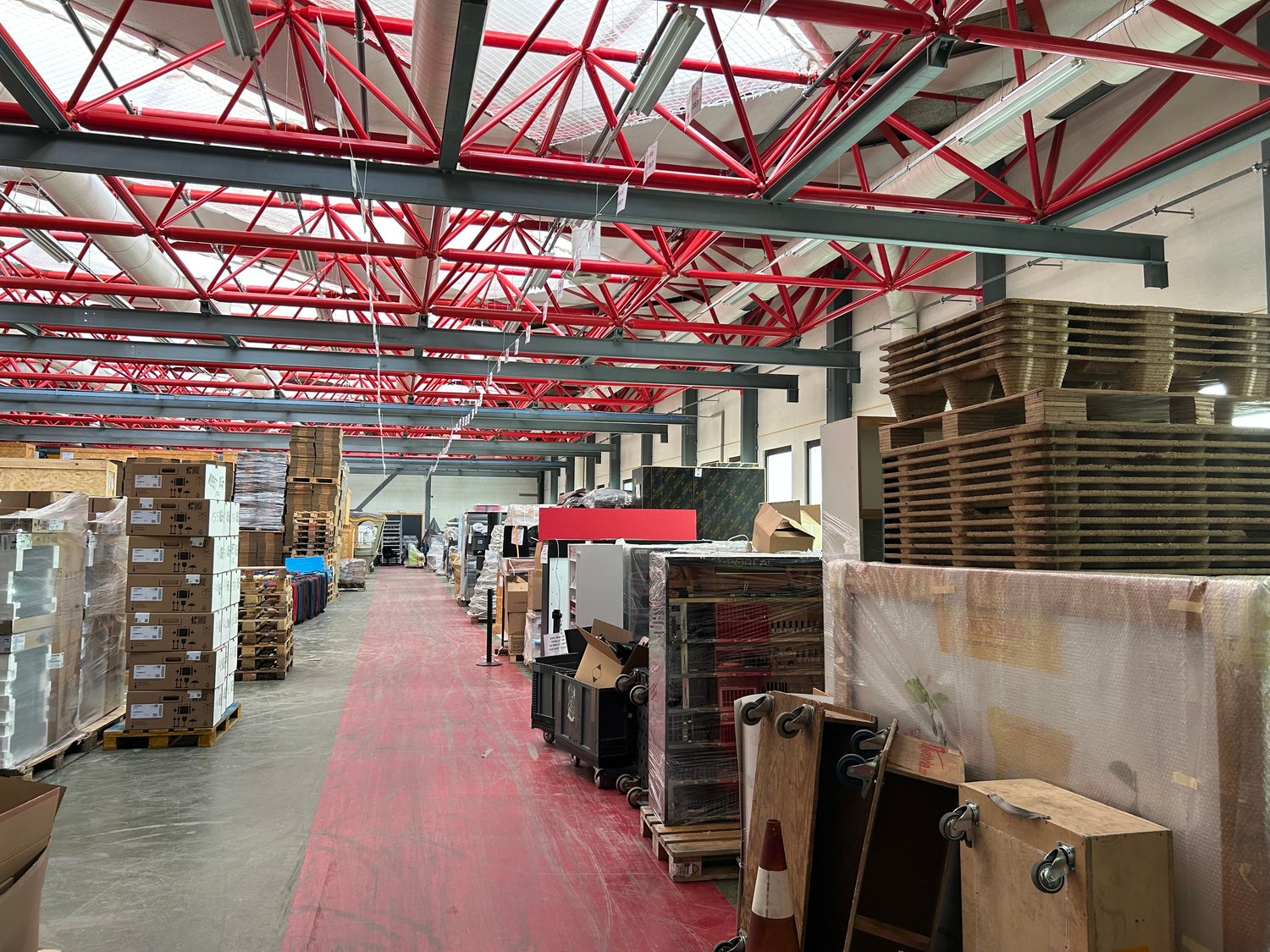 2133m² Industrieobjekt, Foto 4 von 6