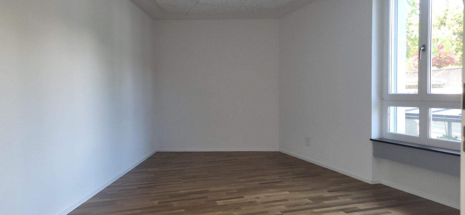 105m² office