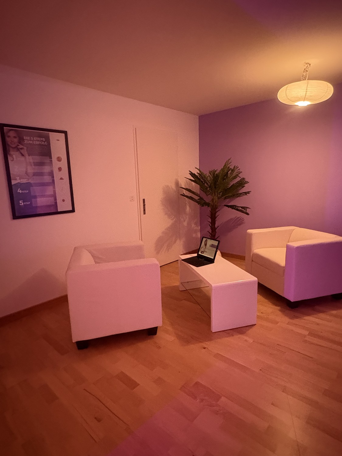 60m² commercial