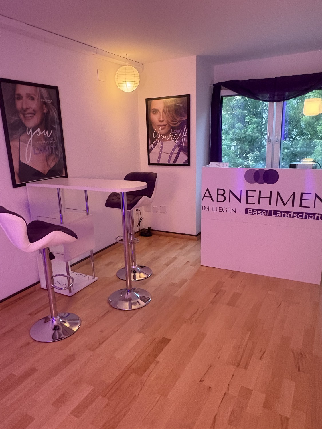 60m² commercial