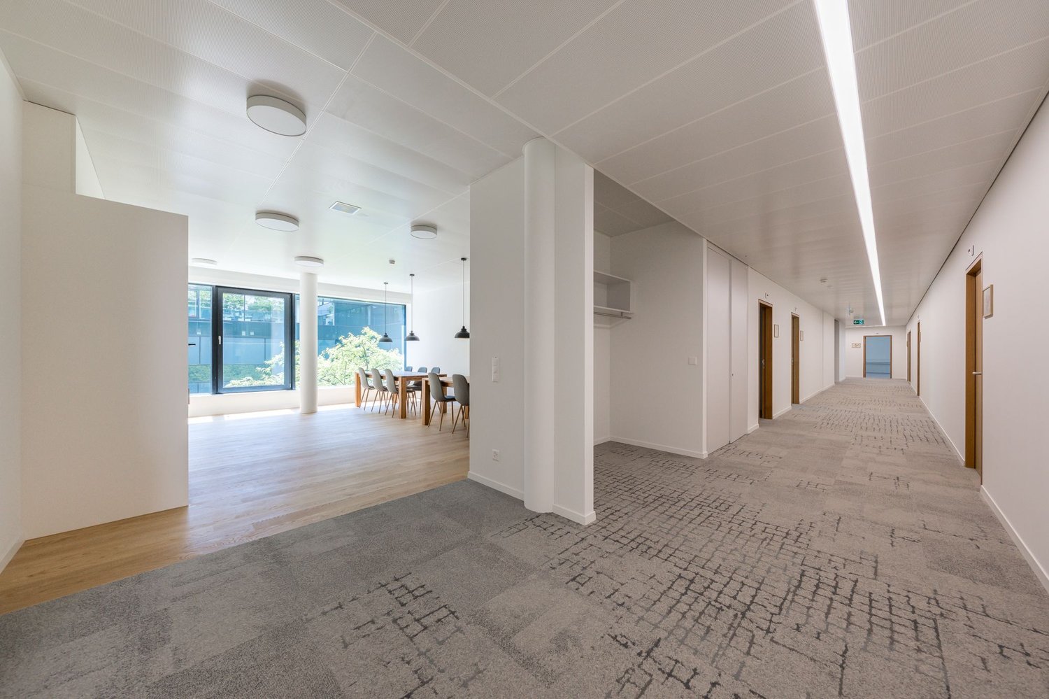 30m² office