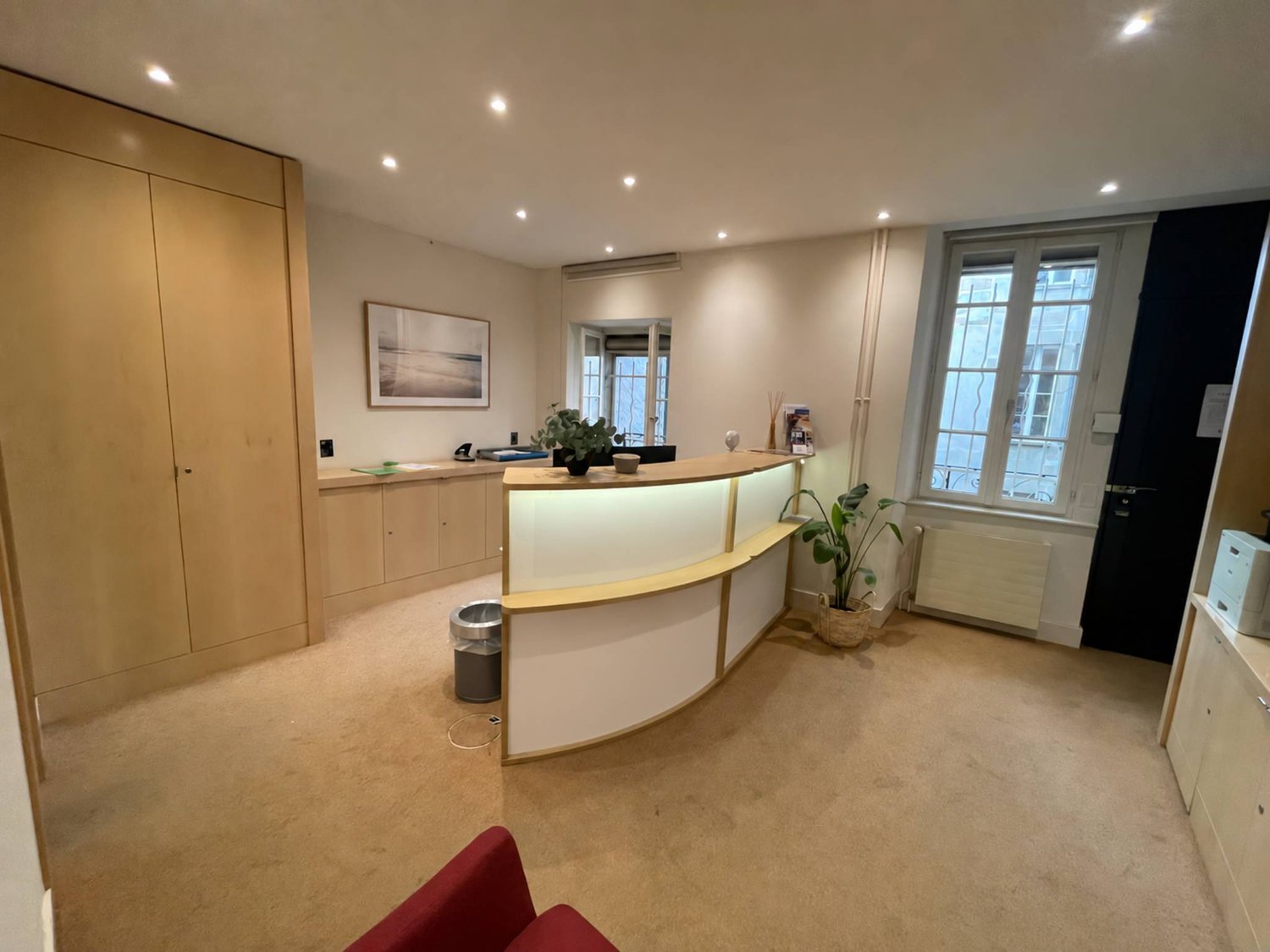 154m² Büro, Foto 1 von 10