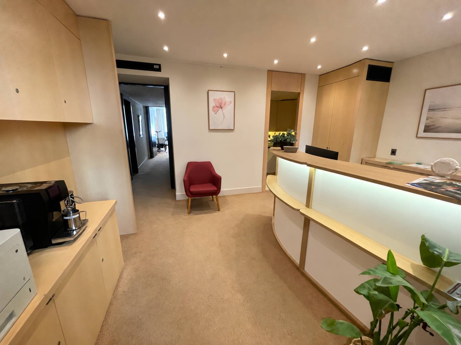 154m² Büro, Foto 3 von 10