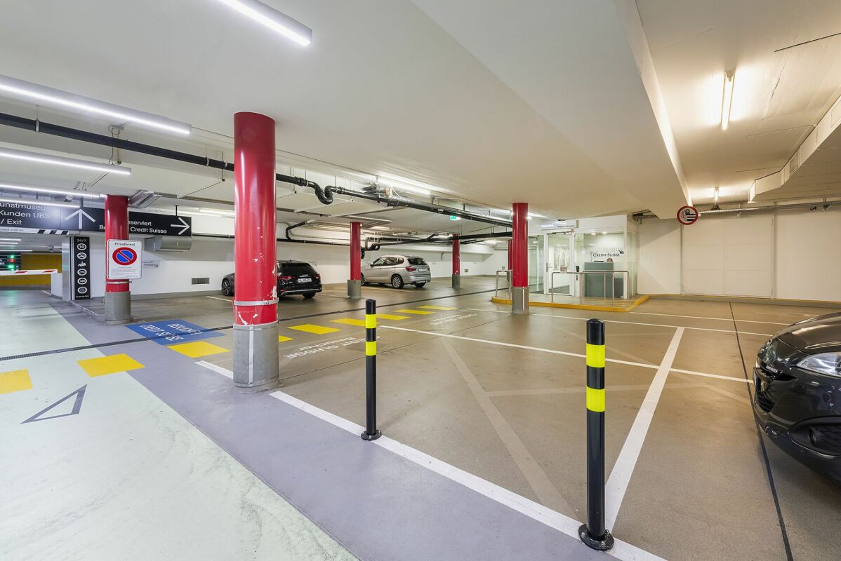 1700m² office