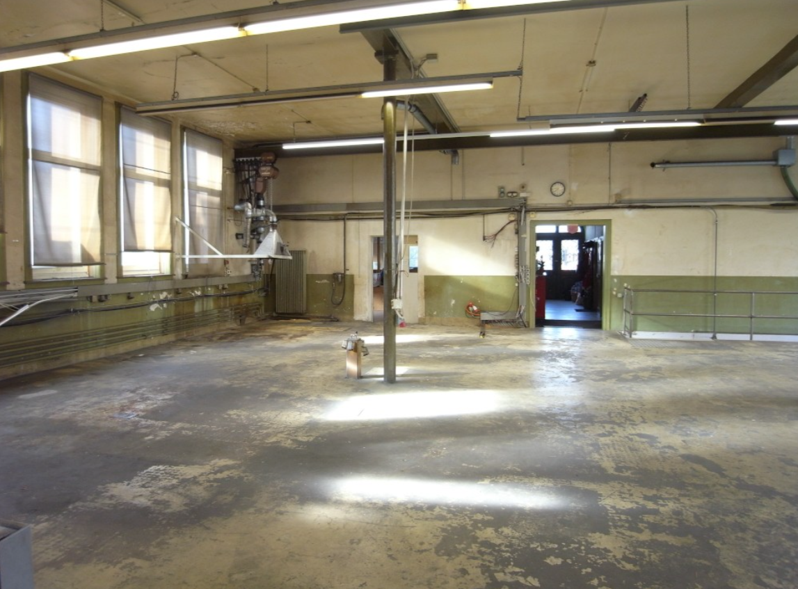 228m² industrial object