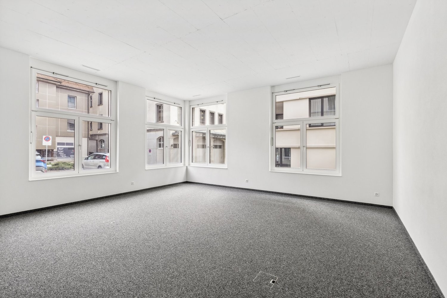 59m² office