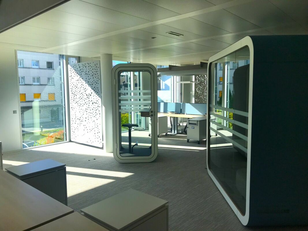 850m² office