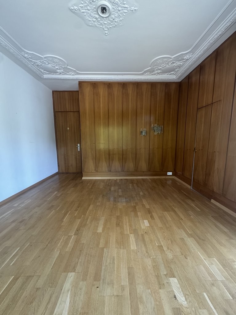 23m² office