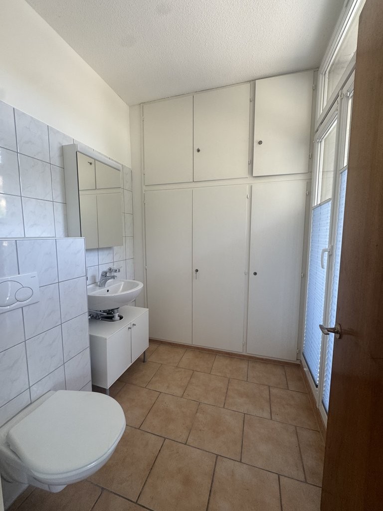 23m² office