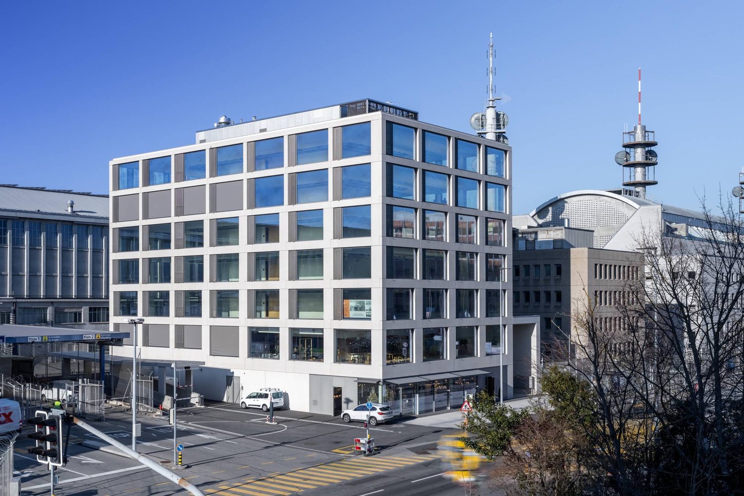 1219m² Büro