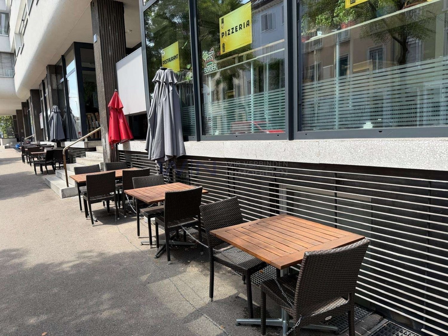 240m² restaurant