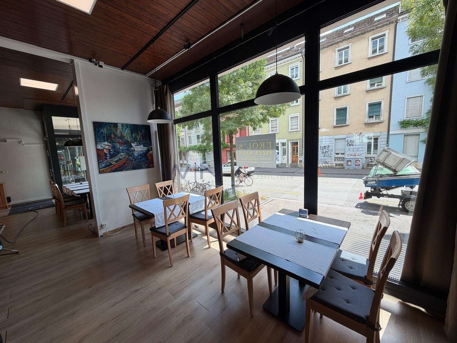 240m² restaurant