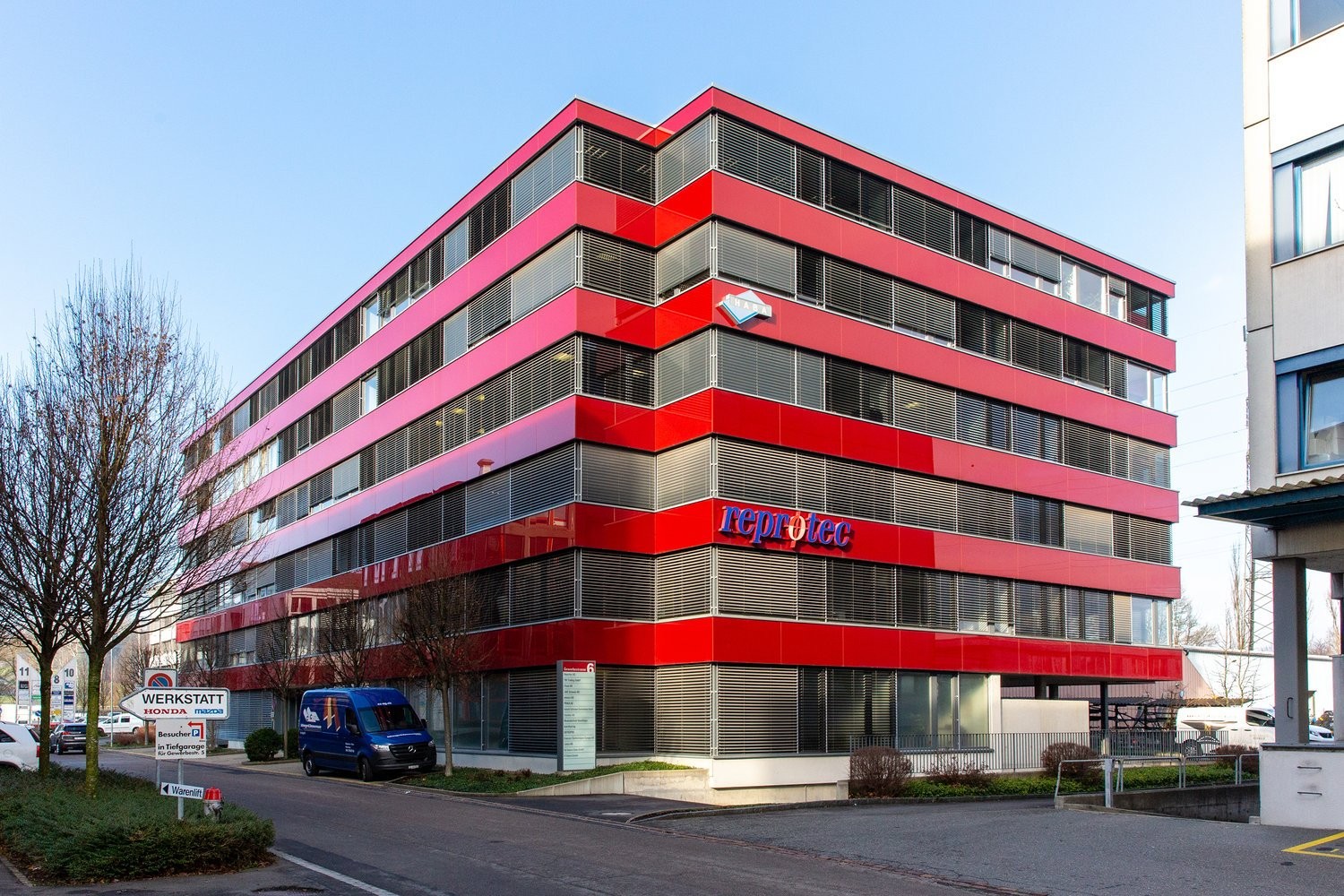 98m² ufficio, foto 2 di 10