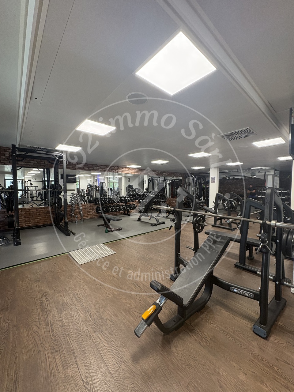 576m² commercial, photo 6 of 10