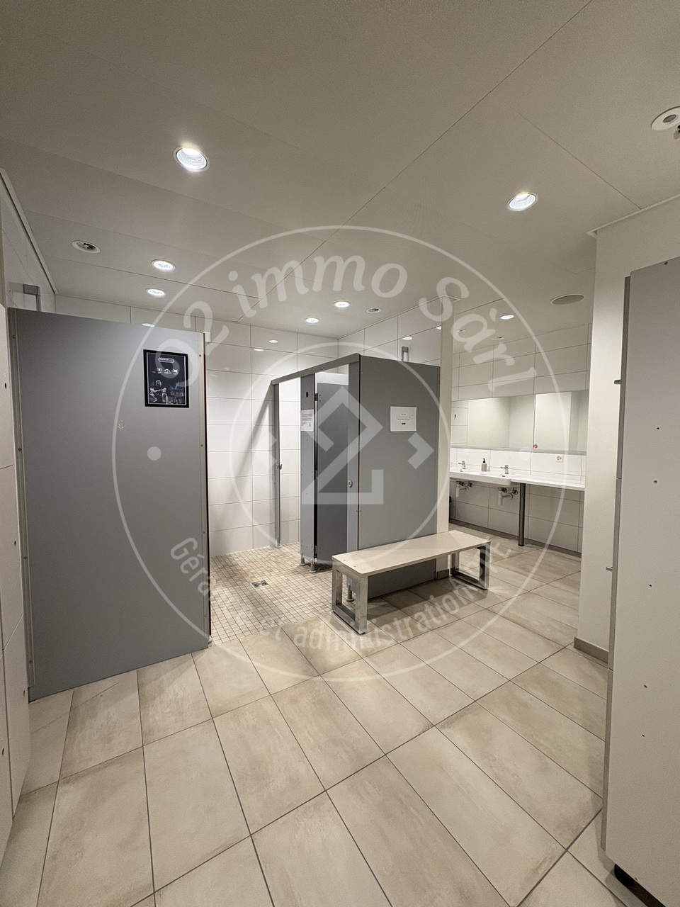 576m² commercial, photo 9 of 10