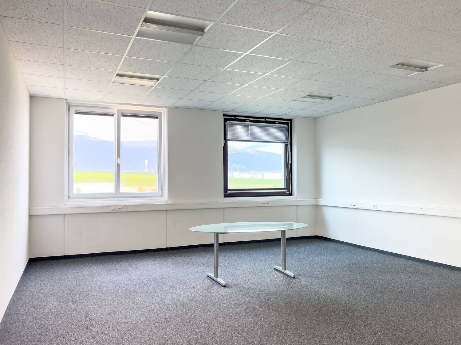 373m² Büro, Foto 6 von 6