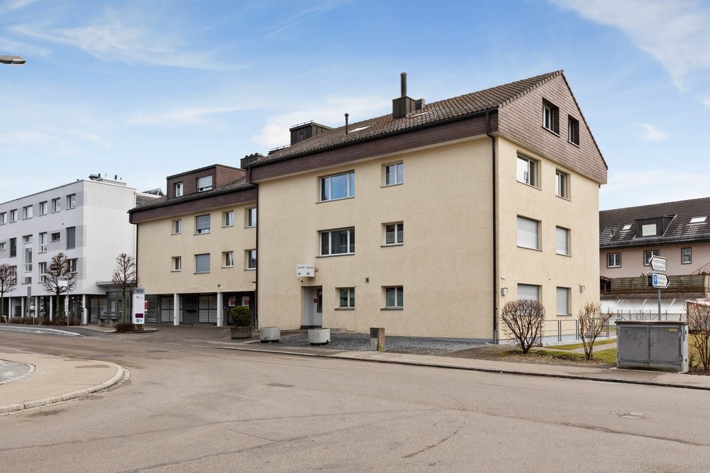 70m² office