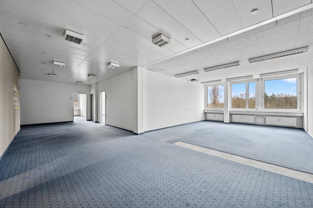 635m² office, Foto 2 von 6
