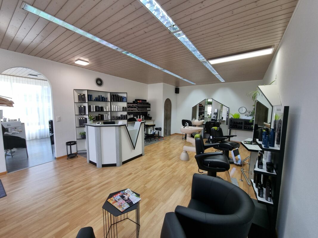 Hairdresser, Foto 1 von 5