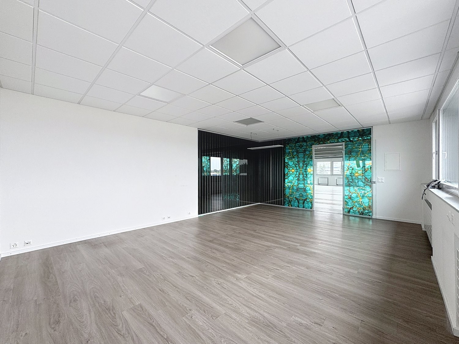 795m² Laden