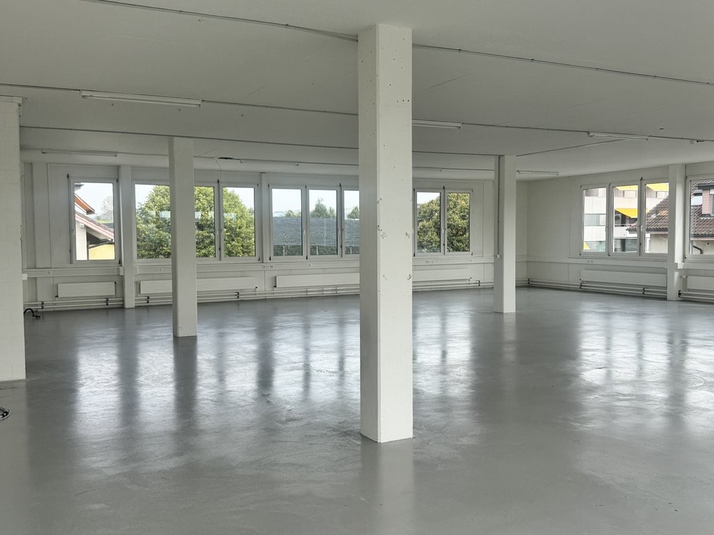 228m² commercial