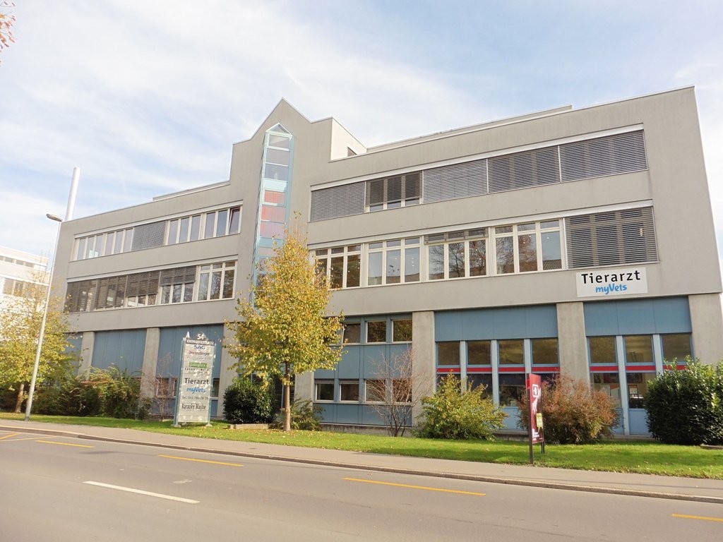 228m² commercial