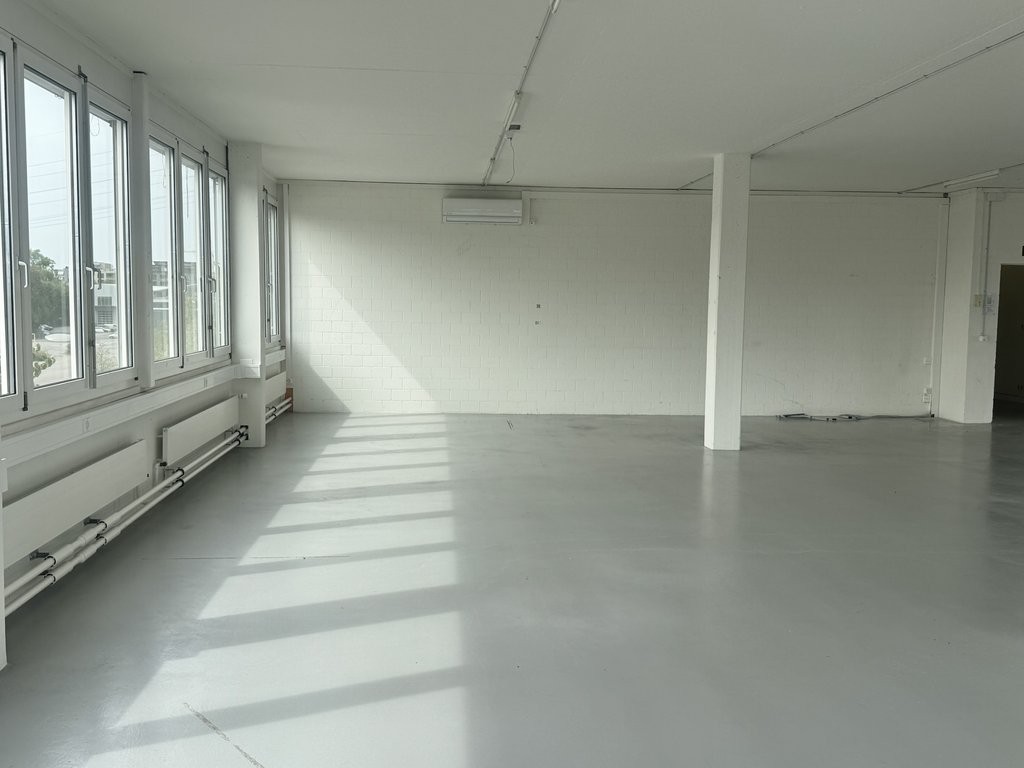 228m² commercial