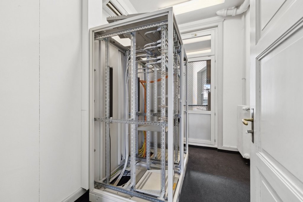 371m² office, Foto 6 von 10