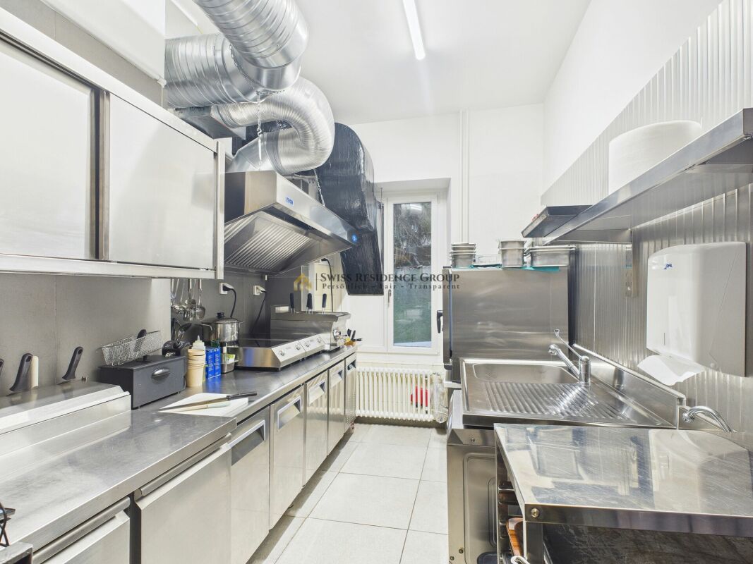 160m² restaurant