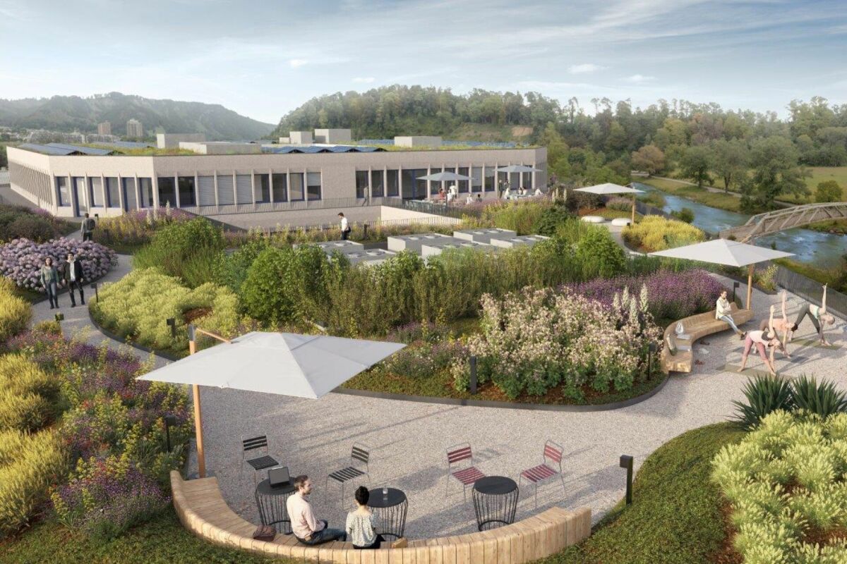 3700m² office